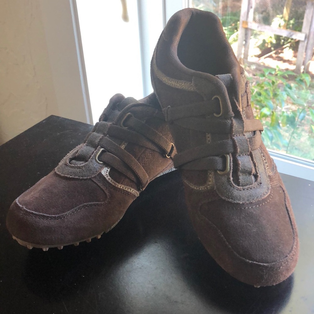 LA Gear brown suede casual shoes size 6